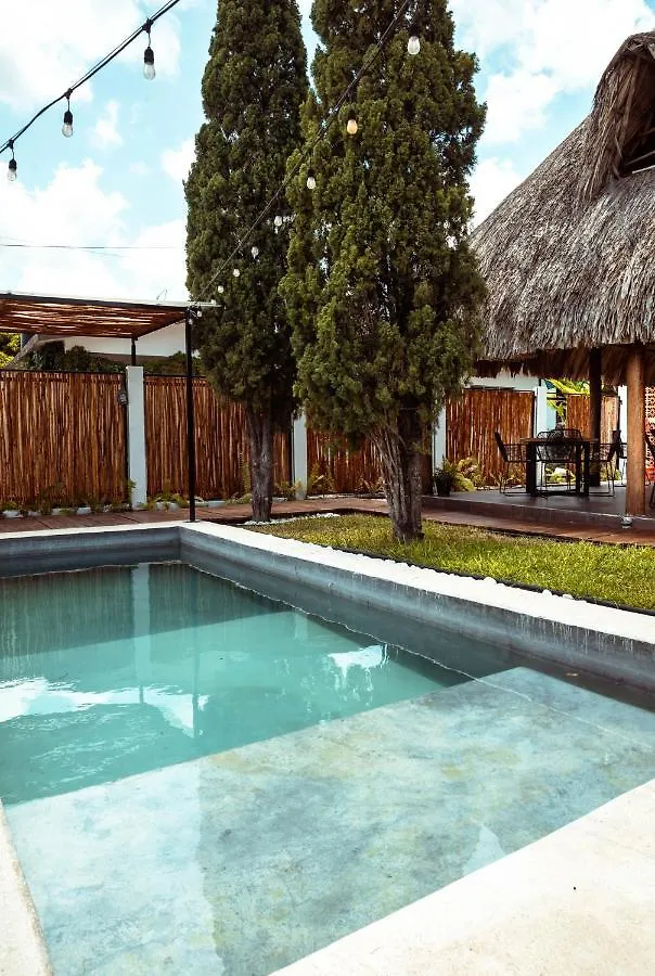 Hotel Y Beach Club Casa Mia Xulha -Bacalar Xul-Ha المكسيك